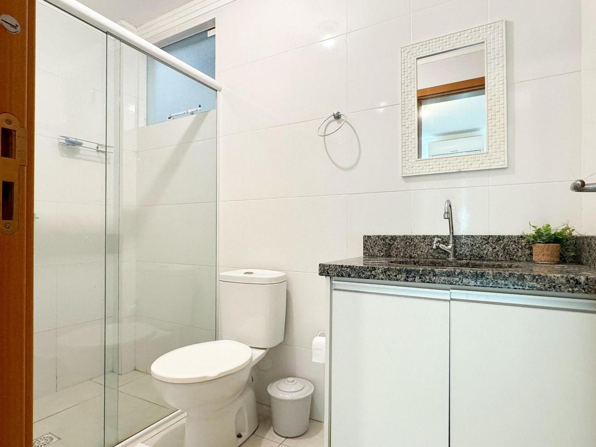 Apartment Residencial Joao Victor - Ingleses Norte - Nin005 *